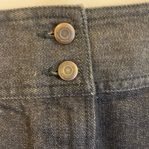 Ann Taylor LOFT petites Black Denim Skirt Sz 6P - Picture 4 of 6